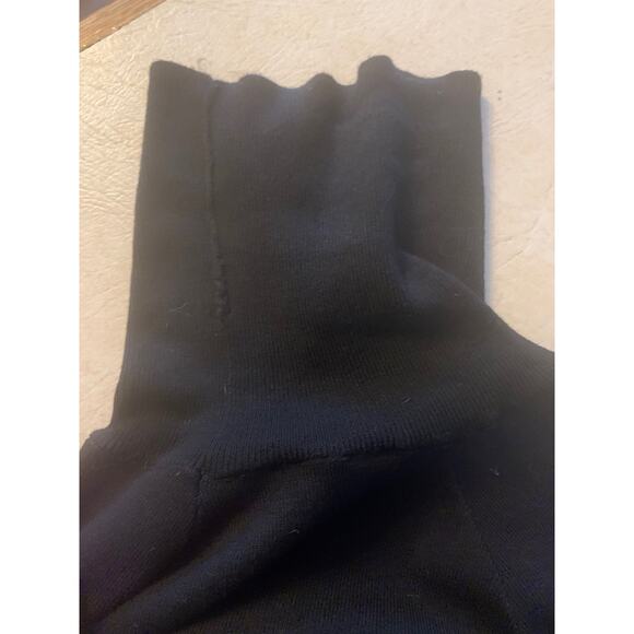 Cyrus black turtle neck womans medium cutout shoulder new with tags cute pro - Picture 5 of 8